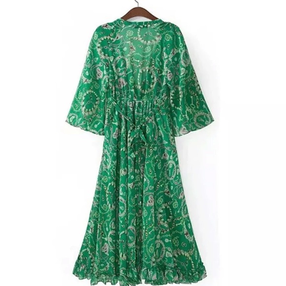 🍀Restocked! Foxy Fave Emerald Green Gypsy Dress - Picture 5 of 8